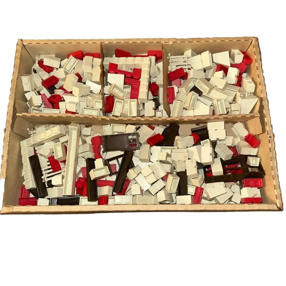 VINTAGE BLOCK CITY PLASTIC BLOCK BUILDING SET B-1000 The Village Over 460 Pieces